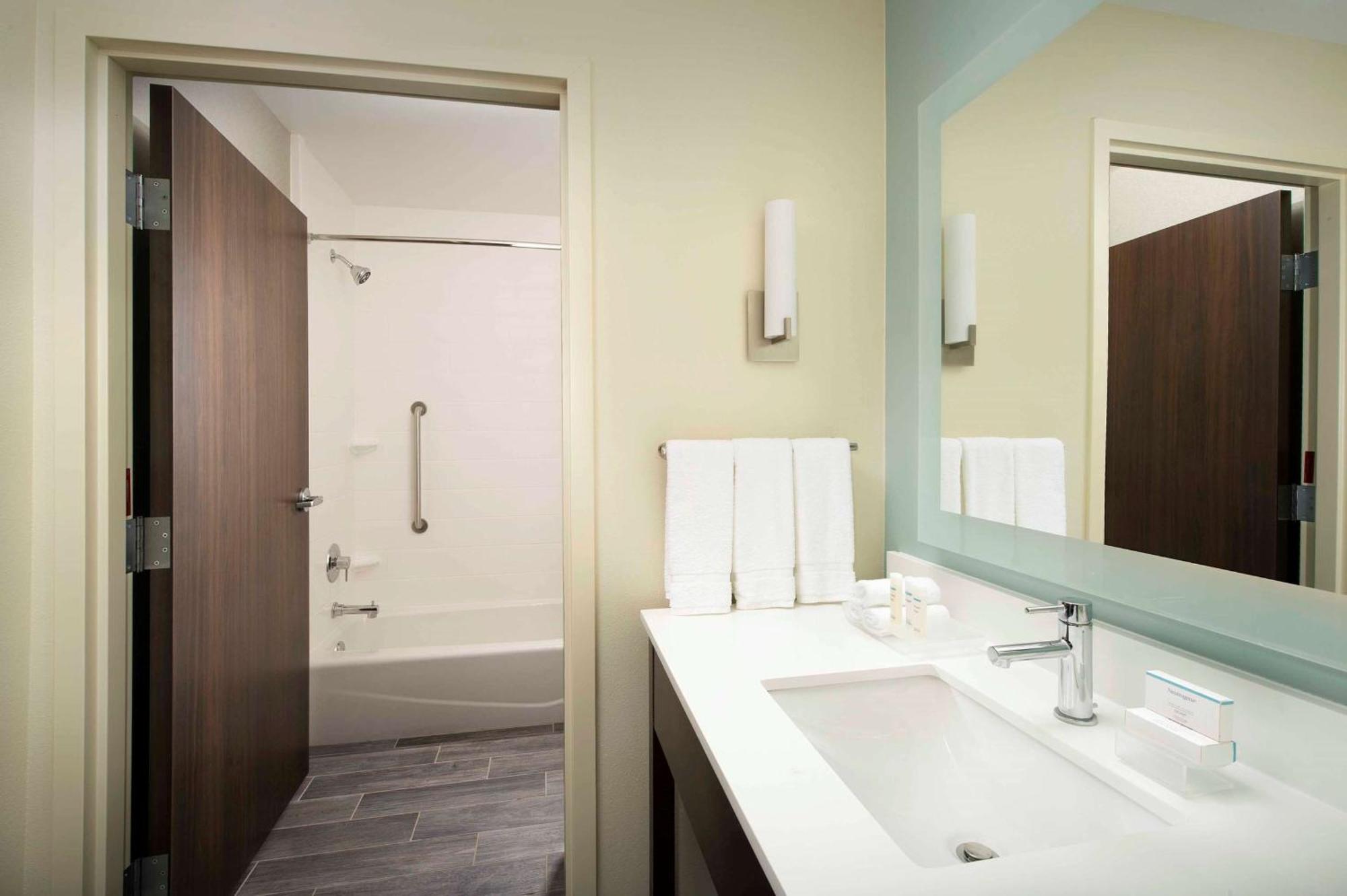 Homewood Suites San Antonio Airport מראה חיצוני תמונה